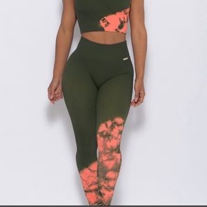 NWOT Dip Dye Seamless Leggings